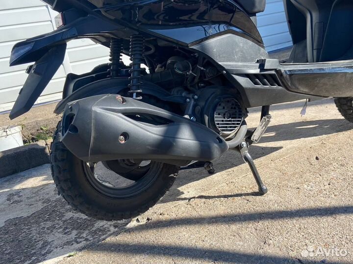 Скутер iris 50(125)