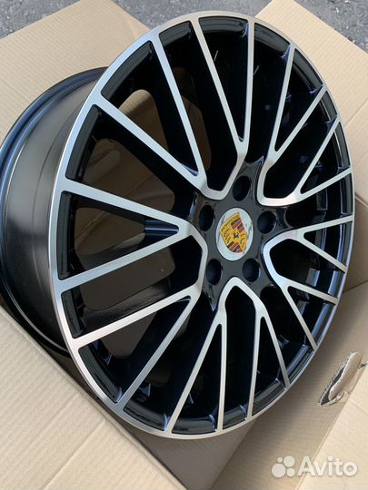 Диски R21 на Porsche Cayenne Порше Кайен 957 / 958