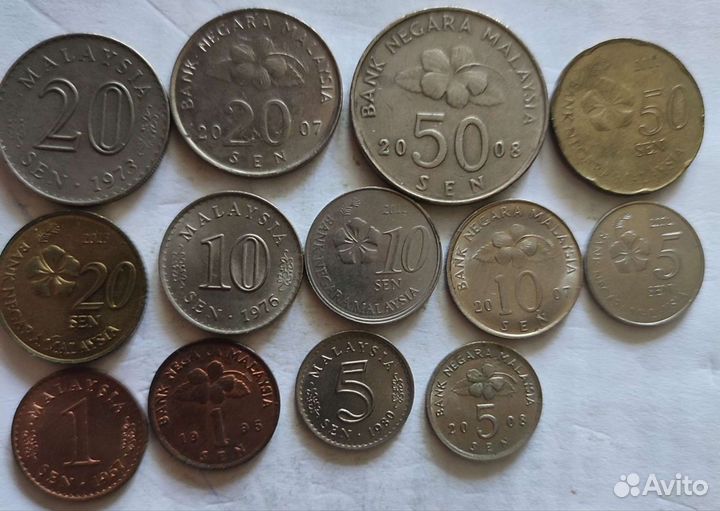 Продам монеты 9