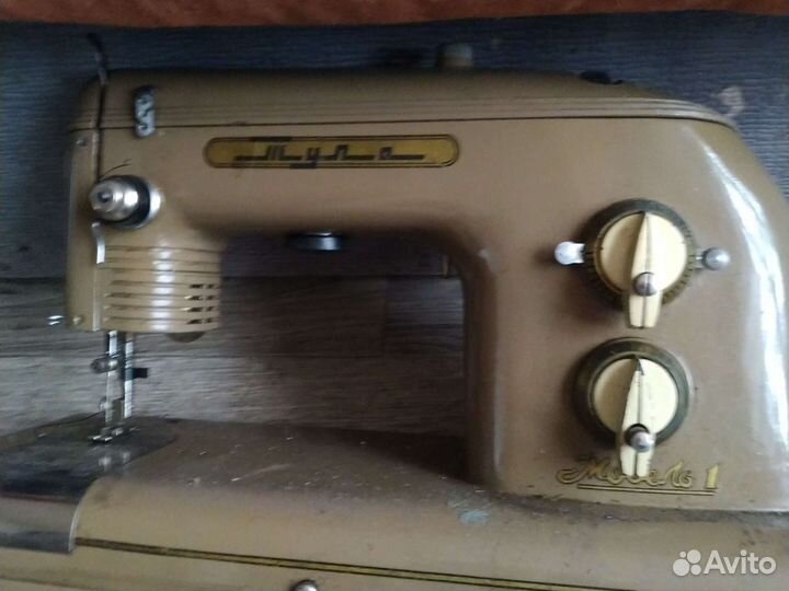 Электрическая швейная машина Тула модель 1