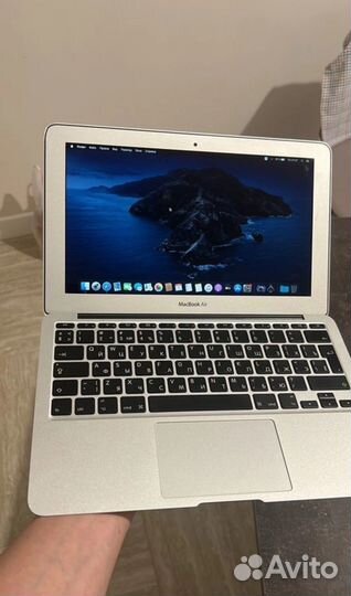 Apple macbook air 11 (2011)