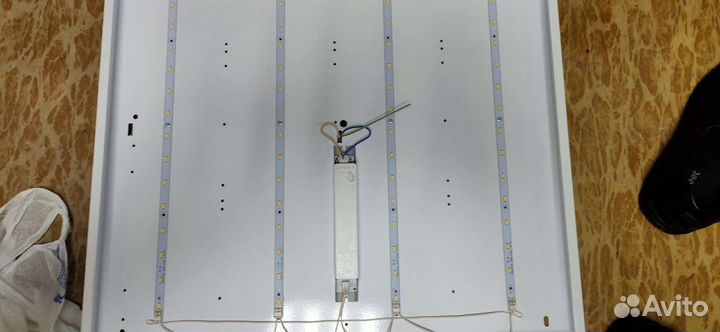 Светильник потолочный светодиодный