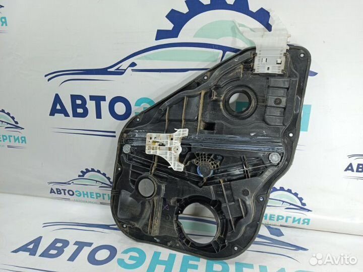 Стеклоподъемник задний правый Hyundai Santa Fe TM