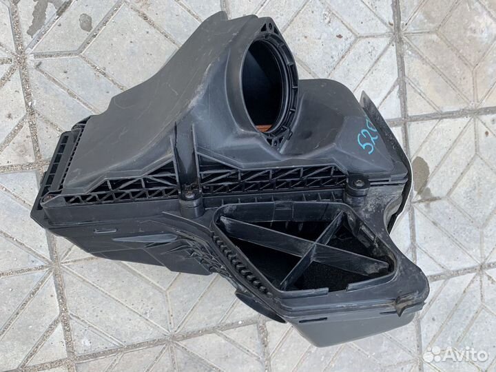 Корпус воздушного фильтра Ауди А4,А5,Q5