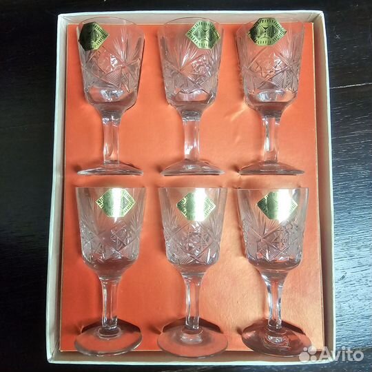 Хрустальные рюмки на ножке СССР