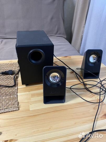 Logitech Z213 колонки компьютерные