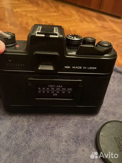 Плёночный фотоаппарат Зенит 19