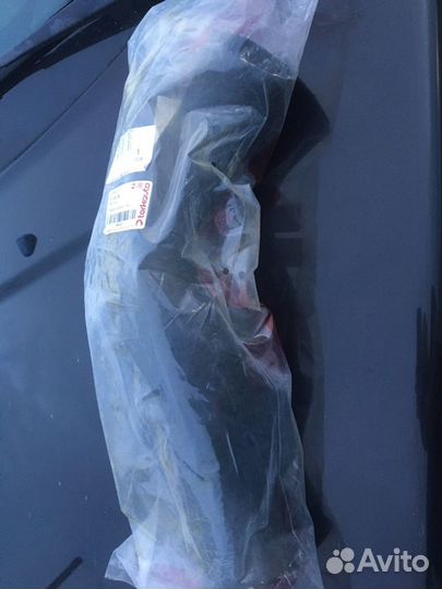 Патрубок интеркуллера volvo XC90 D5