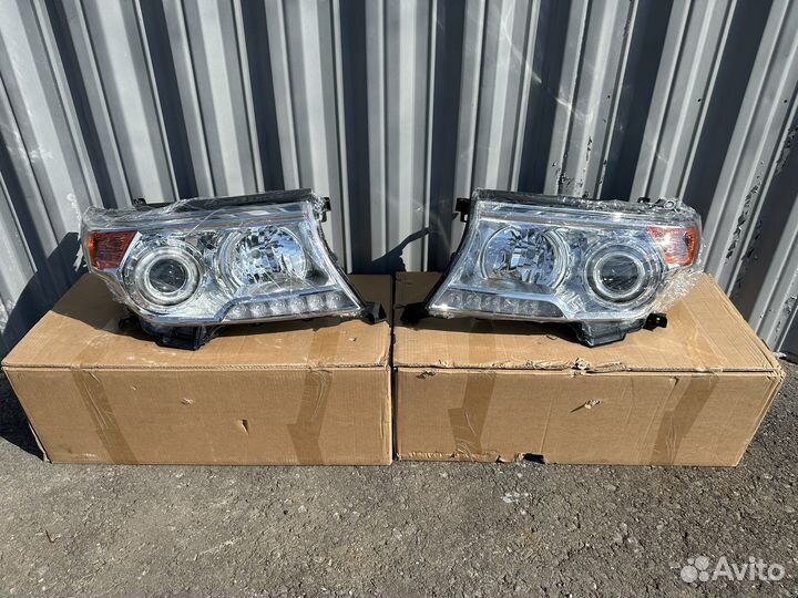 Передние фары на Land kryz/200