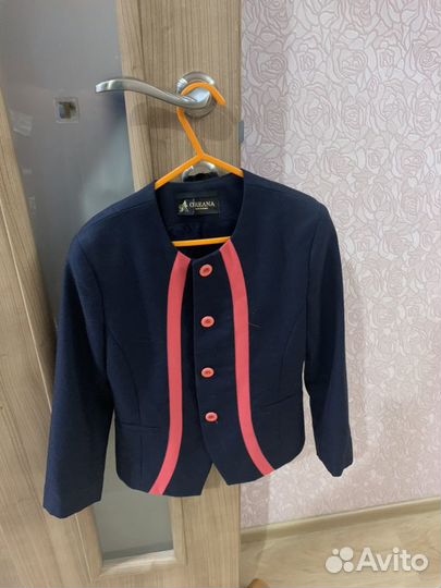 Школьный жакет