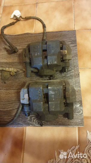 Суппорт тормозной передний оригинал mazda 6 gg