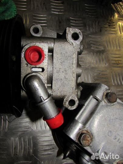 Насос гидроусилителя Jaguar X-type V6 2001-08