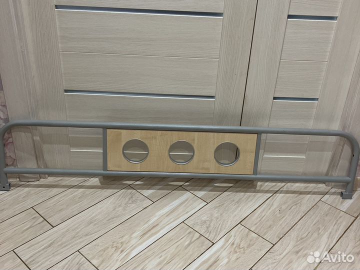 Бортик для кровати