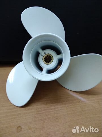 Гребной винт на Тохатсу/Ниссан/Меркури