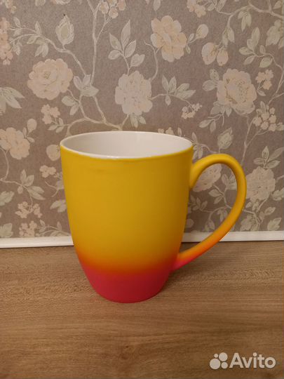 Чайный набор и кружки