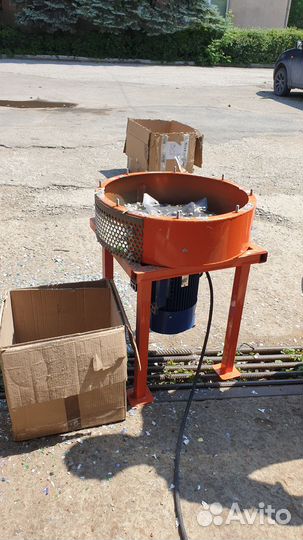 Шредер пластика пэт измельчитель отходов «Шмель»