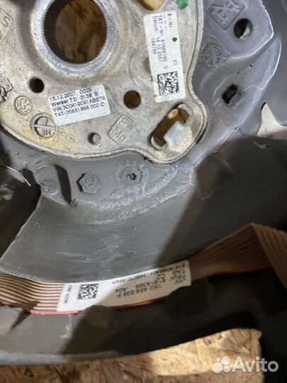 Рулевое колесо VW Passat B6 05-10