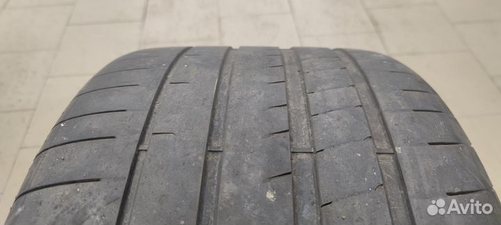 Goodyear Eagle F1 Asymmetric 3 245/35 R20 и 305/30 R21 95Y