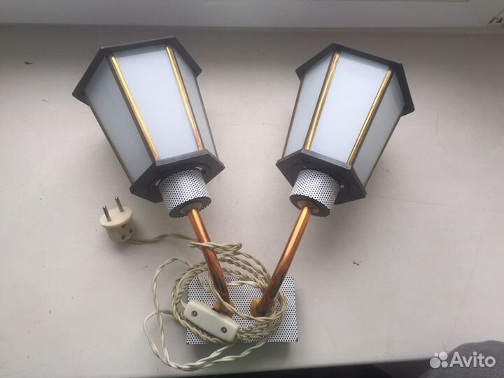 Светильник навесной двойной