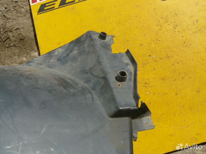 Локер передний правый для Renault Logan 1