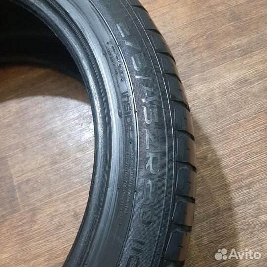 Nokian Tyres Hakka Black SUV 275/45 R20