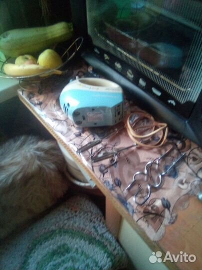 Миксер ручной кухонный