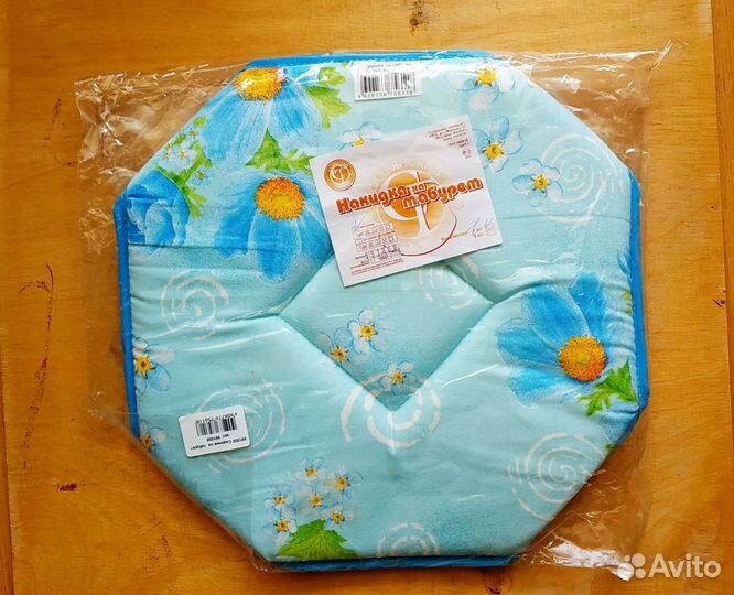 Накидка (подушка) на табурет