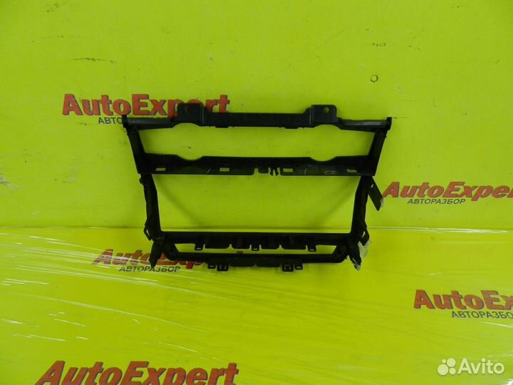 Накладка торпедо центральная BMW X5 E70