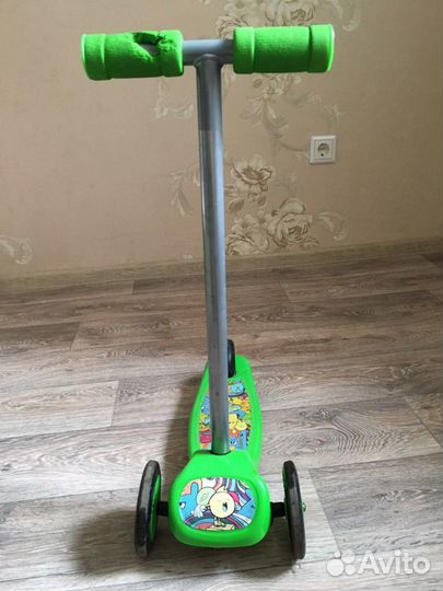 Самокат детский трехколесный