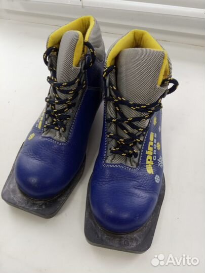 Лыжные ботинки NNN 32 и NN75 34