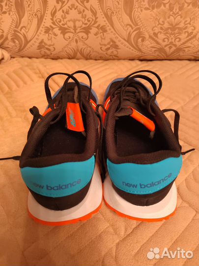 Кроссовки NB