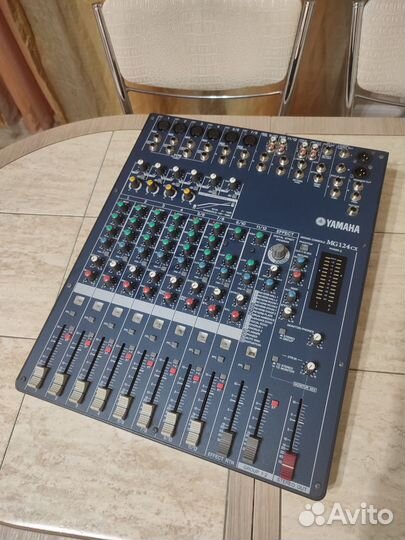 Микшерный пульт yamaha MG124CX