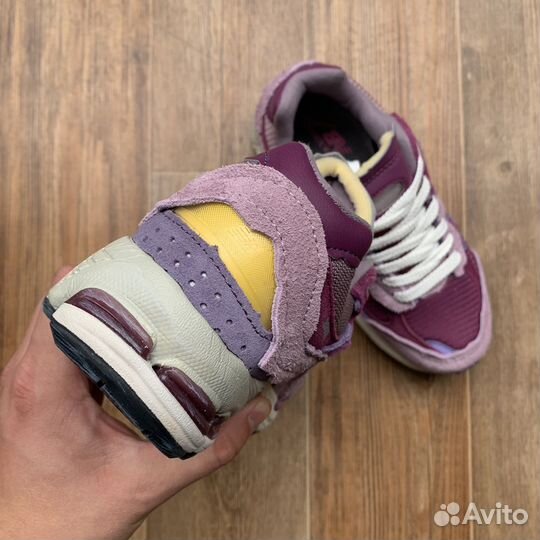 Кроссовки New Balance 2002r