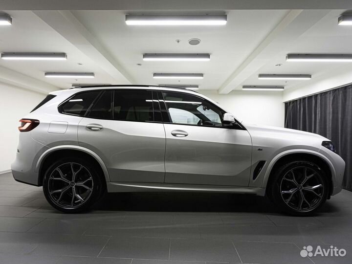BMW X5 3.0 AT, 2023