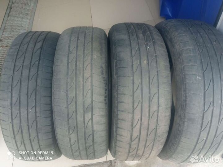 Bridgestone Dueler H/T 685 215/60 R17
