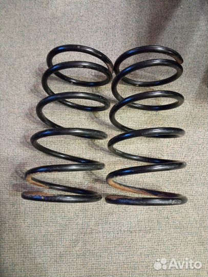 Пружины комплект оригинал Lanser 9 б/у