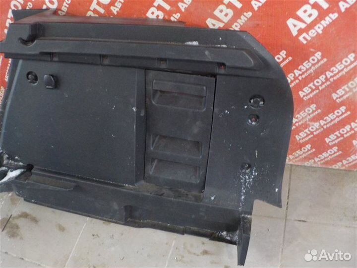 Обшивка багажника задняя правая LADA X-Ray 21129