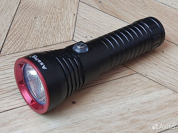 Фонарь для подводной охоты дайвинго LED XHP70.2