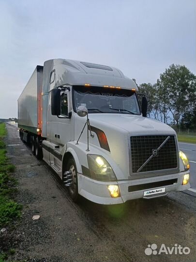 Volvo VNL 670, 2003