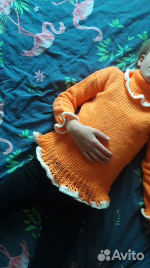 Свитер шерстяной