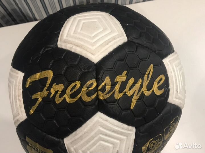 Футбольный мяч для фристайла