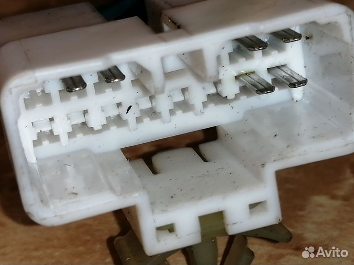 Подрулевой шлейф саньенг кайрон