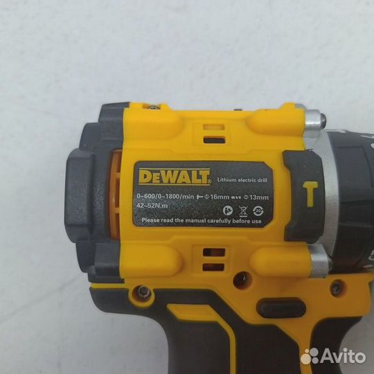 Шуруповерт DeWalt 18V XR безщеточный