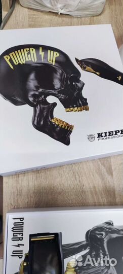 Машинка для стрижки волос профессиональная