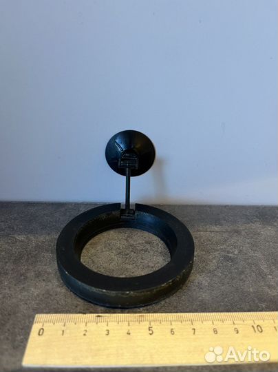 Кормушка для рыб