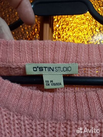 Свитер ostin