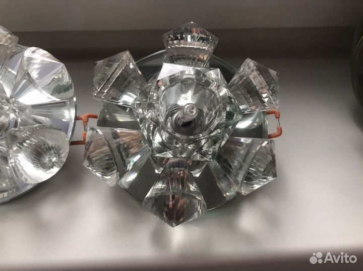 Светильник встраиваемый