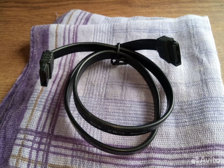 Кабель SATA