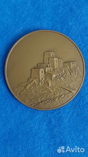 Медаль К. Л. Хетагуров основоположник Осетинской