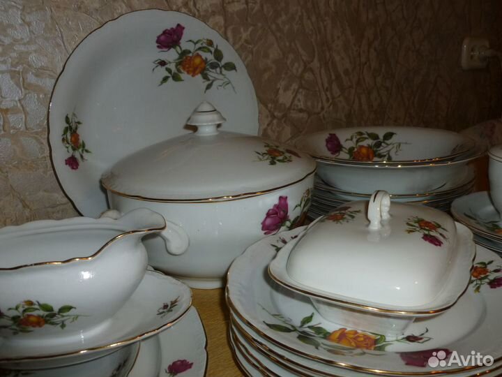 Новый винтажный стол.сервиз *Розы*, Чехословакия